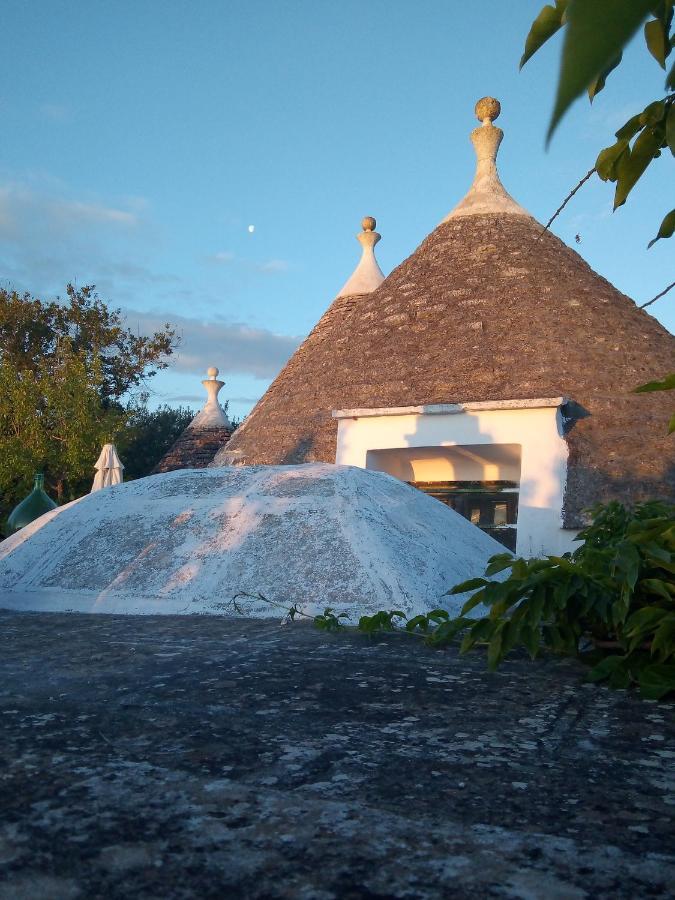Trulli Di Ivana Ostuni Eksteriør bilde