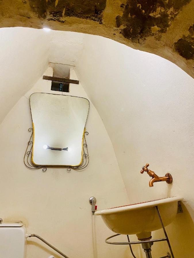 Trulli Di Ivana Ostuni Eksteriør bilde