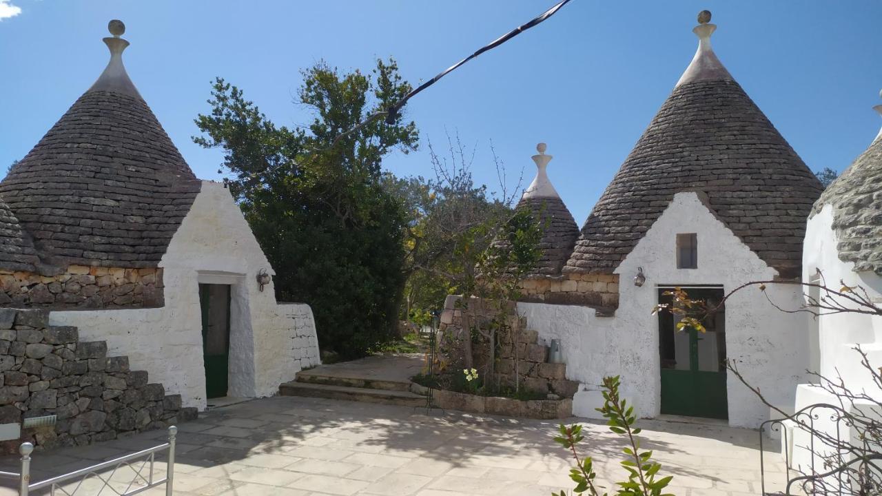Trulli Di Ivana Ostuni Eksteriør bilde