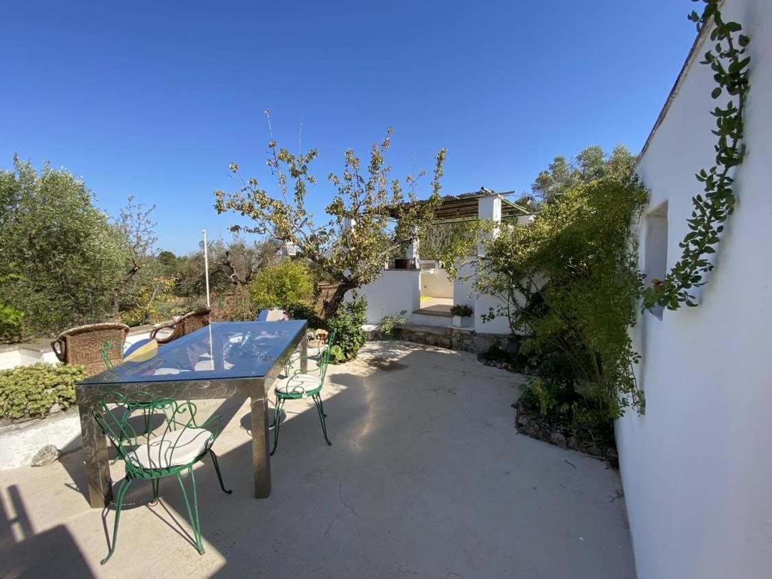 Trulli Di Ivana Ostuni Eksteriør bilde